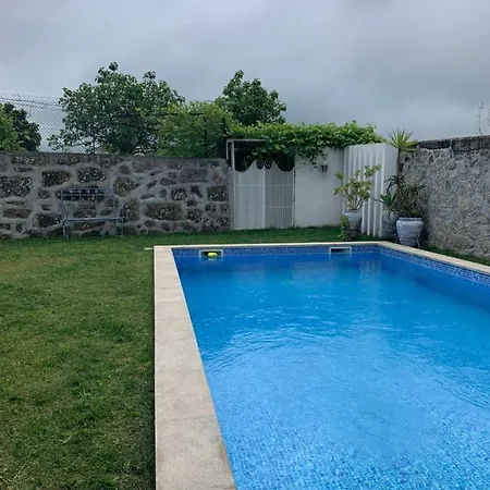 Casa Uveiras Guest house Pacos de Ferreira