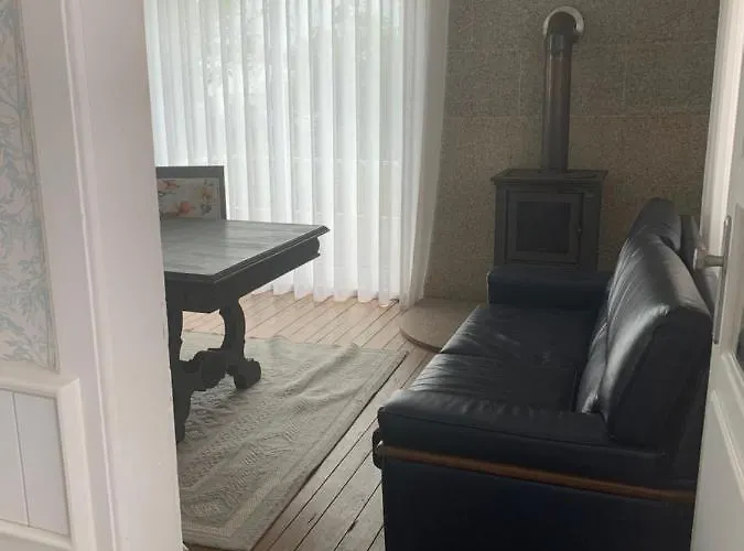 Casa Uveiras 게스트하우스